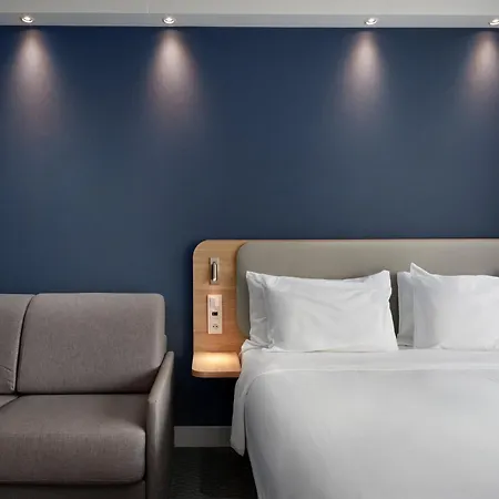 Express By Ihg Ξενοδοχείο Άσσελτ