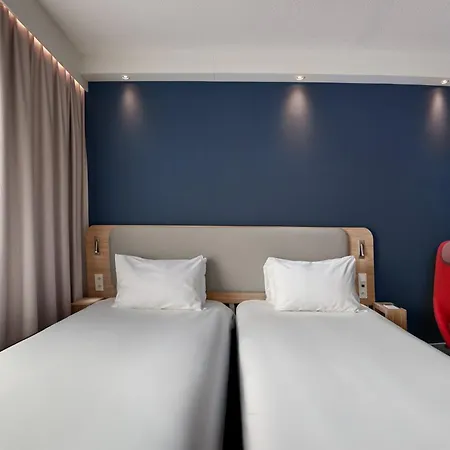 Express By Ihg 3* Άσσελτ